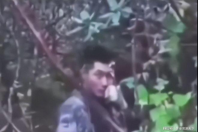 ！我军落单战士被印军包围拿出手雷决不当俘