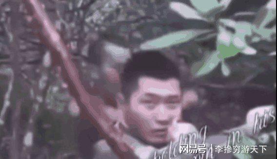 ！我军落单战士被印军包围拿出手雷决不当俘虏PG麻将胡了免费试玩模拟器英勇气概吓退敌人(图6)