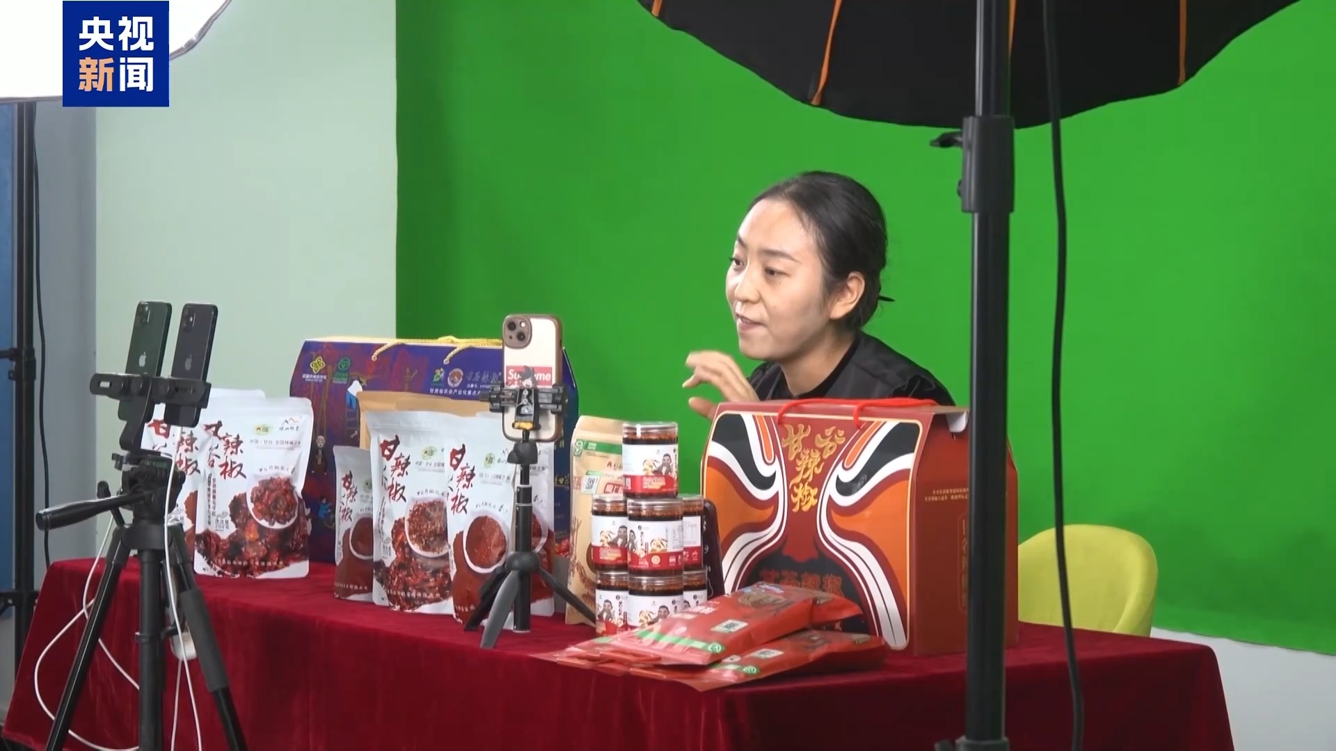 产业！天水麻辣烫“灵魂佐料”丰收啦麻将胡了试玩平台小辣椒“长”成亿元(图2)